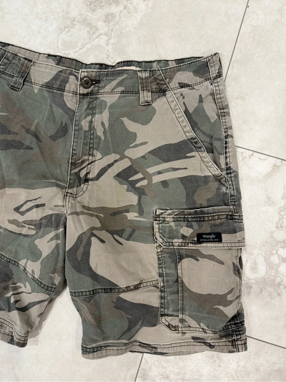 Men’s Camo Cargo Shorts
